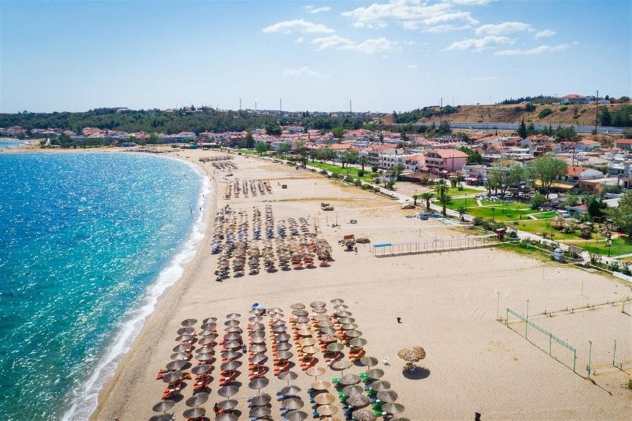 Villa Irina, Nea Potidea Kassandra Beach Exterior photo